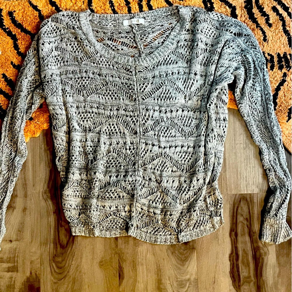 Lush crochet sweater Small